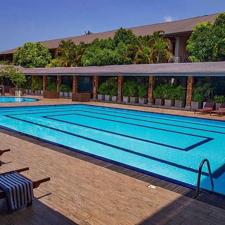 Full Moon Garden Hotel Негомбо Екстериор снимка