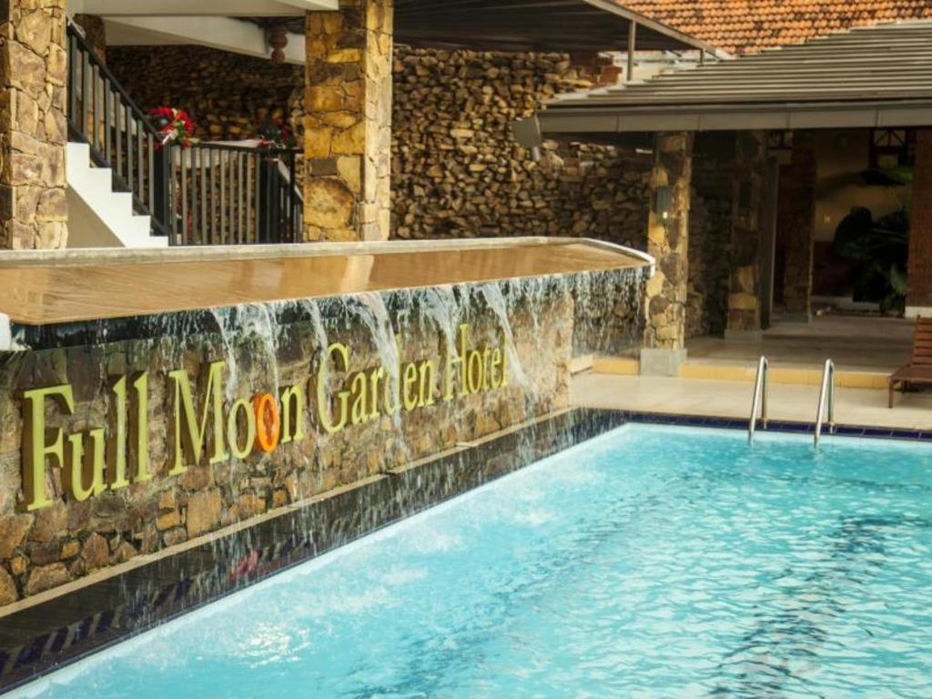 Full Moon Garden Hotel Негомбо Екстериор снимка