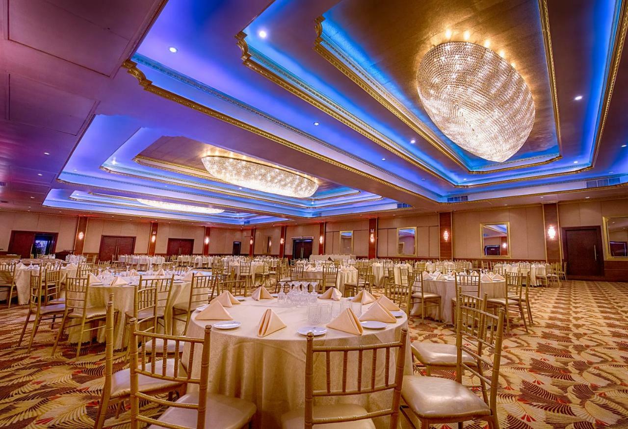 Full Moon Garden Hotel Негомбо Екстериор снимка